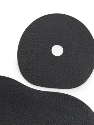 NAMUOS MILLSTONES Leder Tisch Set BLACK Detail